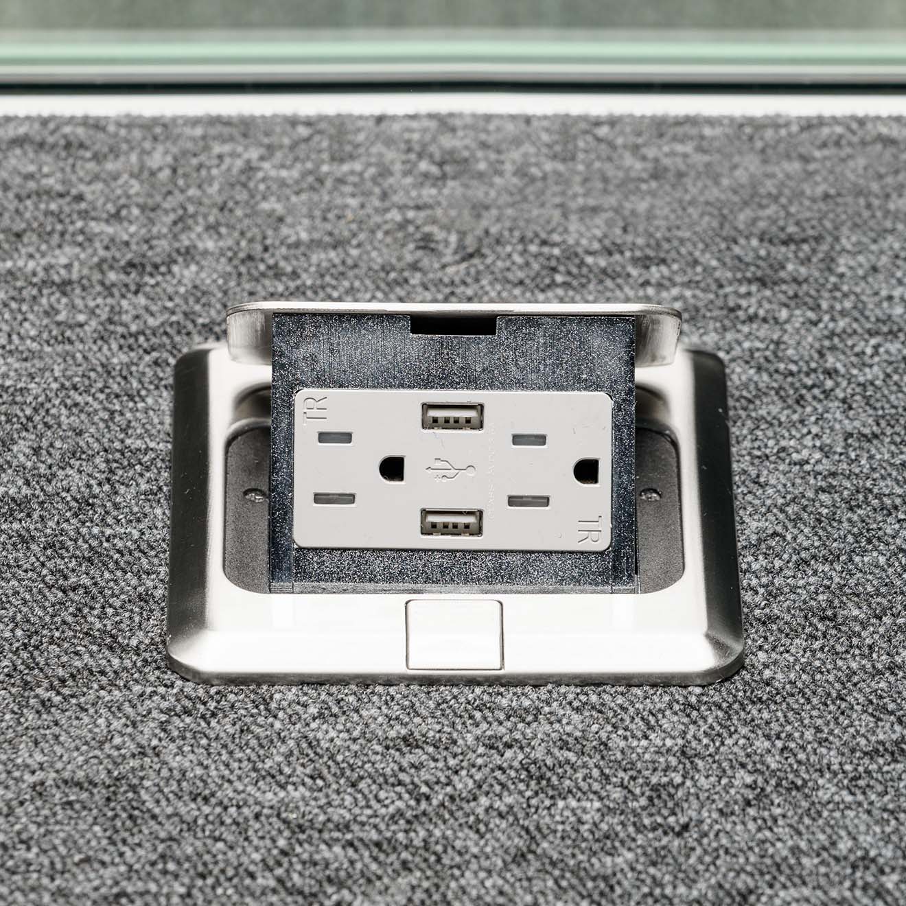 SILEN-SPACE_DETAILED-PHOTO_S2-POWER-OUTLET.jpg